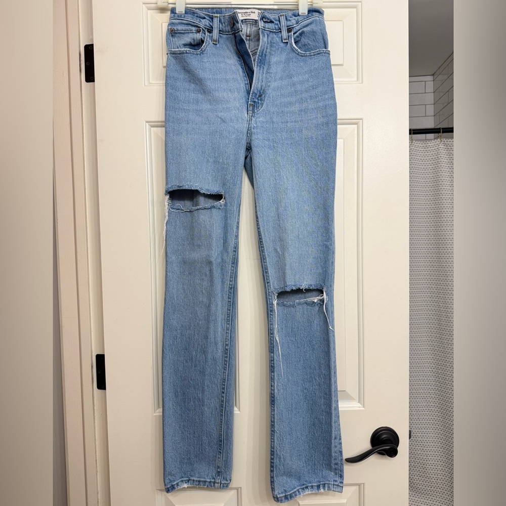 Abercrombie & Fitch The 90’s Straight Ultra high Rise